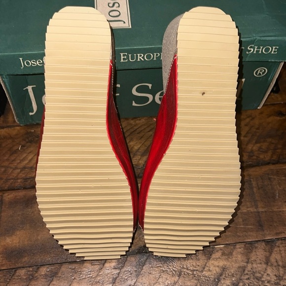 Josef Seibel Women's Red Wedge Sandals Size 37 - Picture 3 of 5